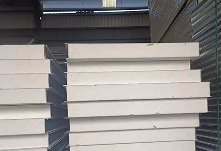 Panel s&aacute;ndwich: Aislamiento de alto rendimiento para una estaci&oacute;n de investigaci&oacute;n &aacute;rtica.